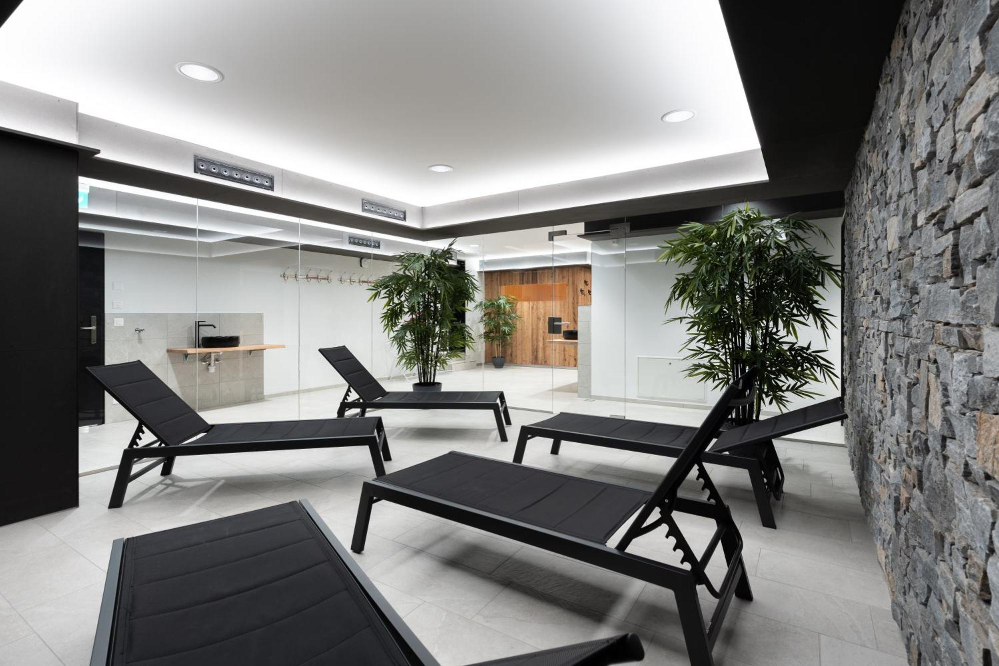 Melchtal Resort Apart Hotel सहारा *